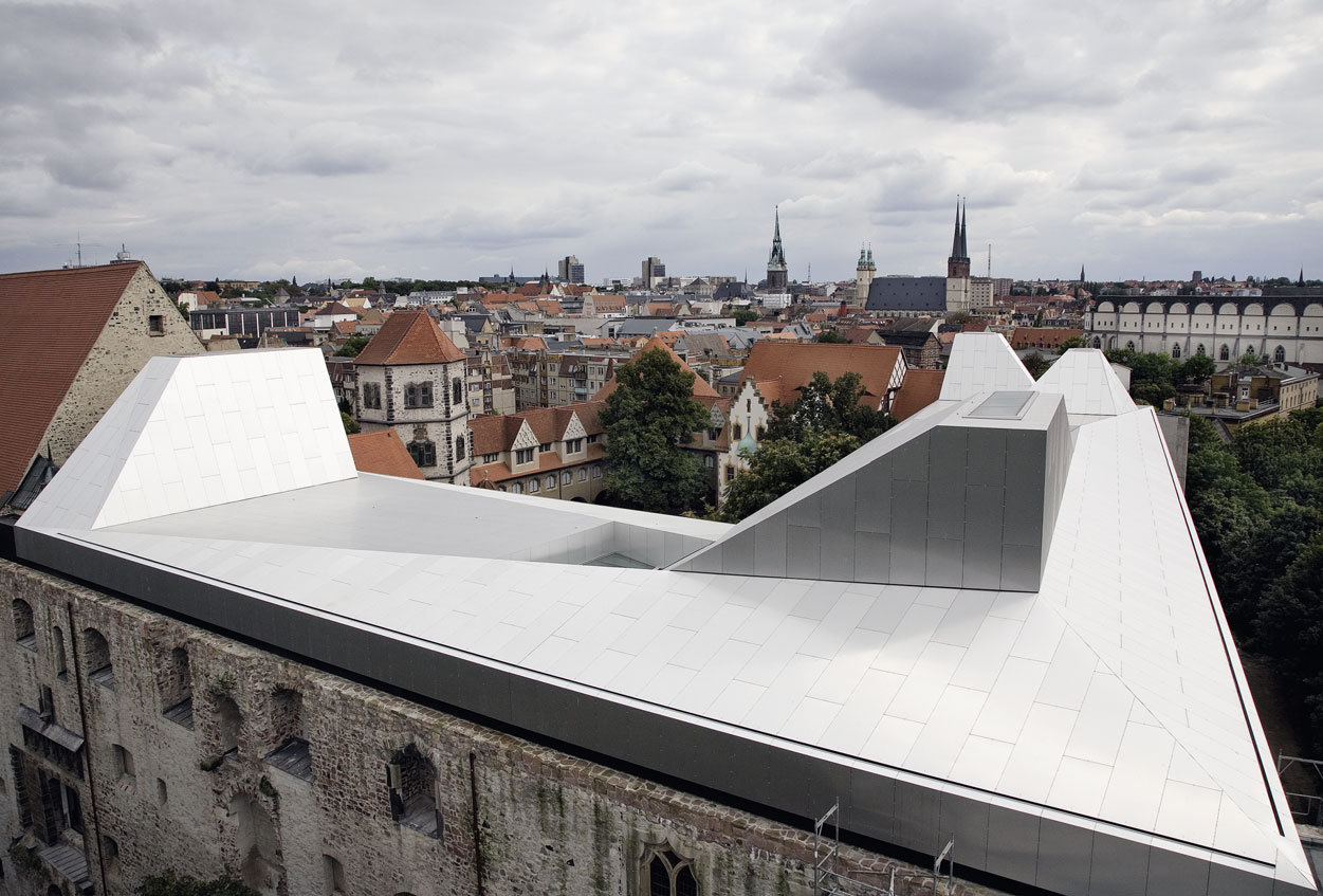 The new roof is the new landscape. Aluminum makes it disappear.