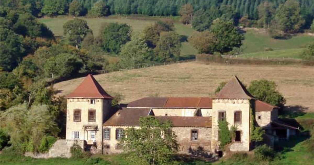 Château de Gorze Les Architectures — Les Architectures
